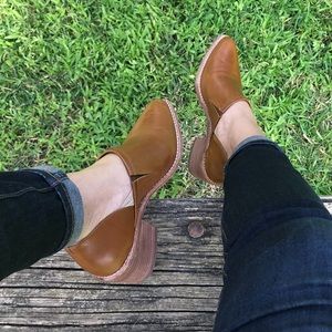 Madewell “The Brady” lowcut bootie